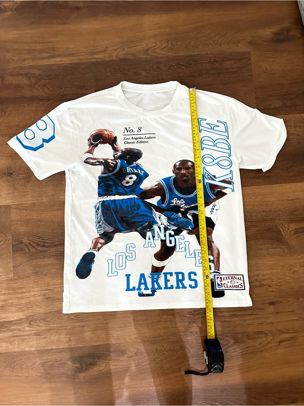 Kobe Bryant Los Angeles Lakers Number 8 Era Graphic Eternal Classics Tee T Shirt - Picture 11 of 12
